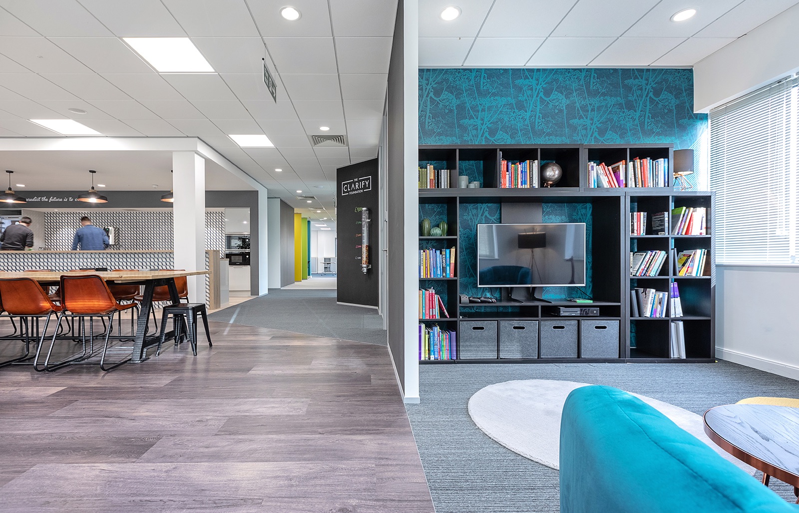 From Desk to Dinner: Polished Looks Made Simple