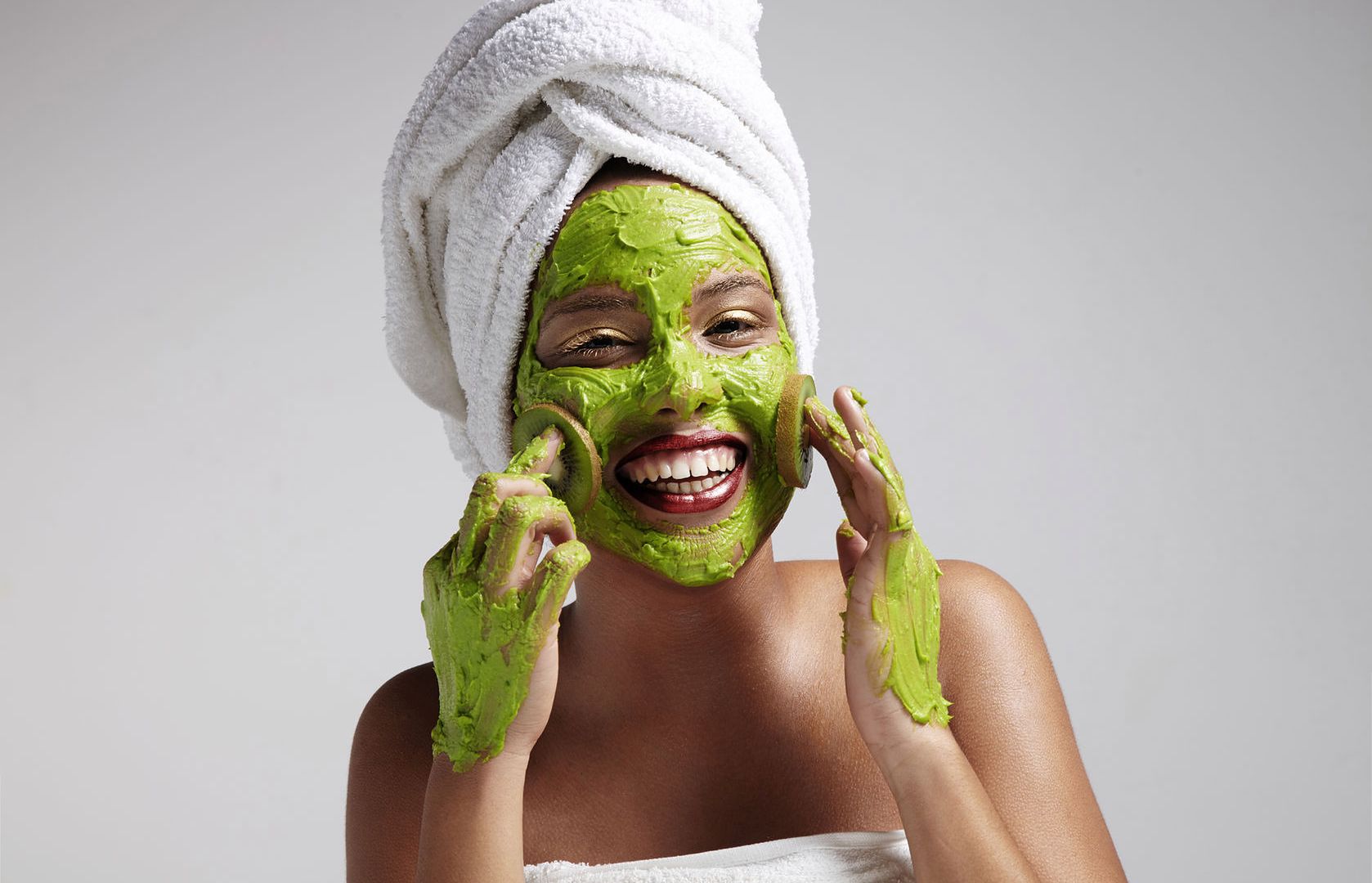 Kotona tehtävät kasvonaamiot