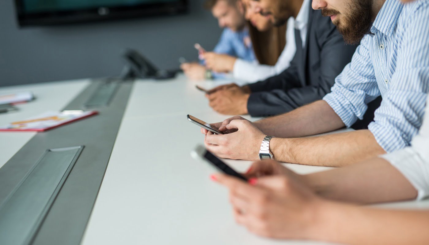 Understanding the Latest Trends in Mobile Technology