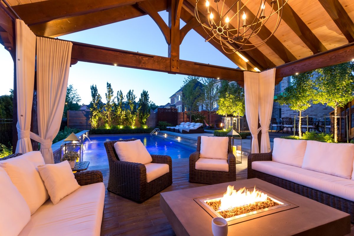 Transform Your Backyard into a Relaxing Oasis