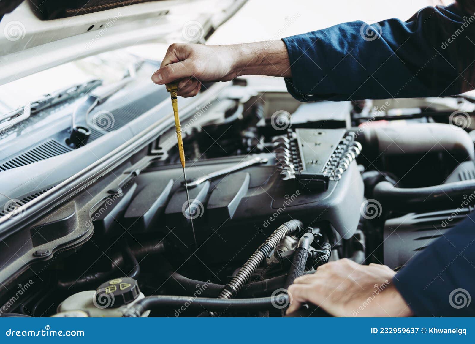 Hvordan Fungerer En Motor? En Enkel Forklaring