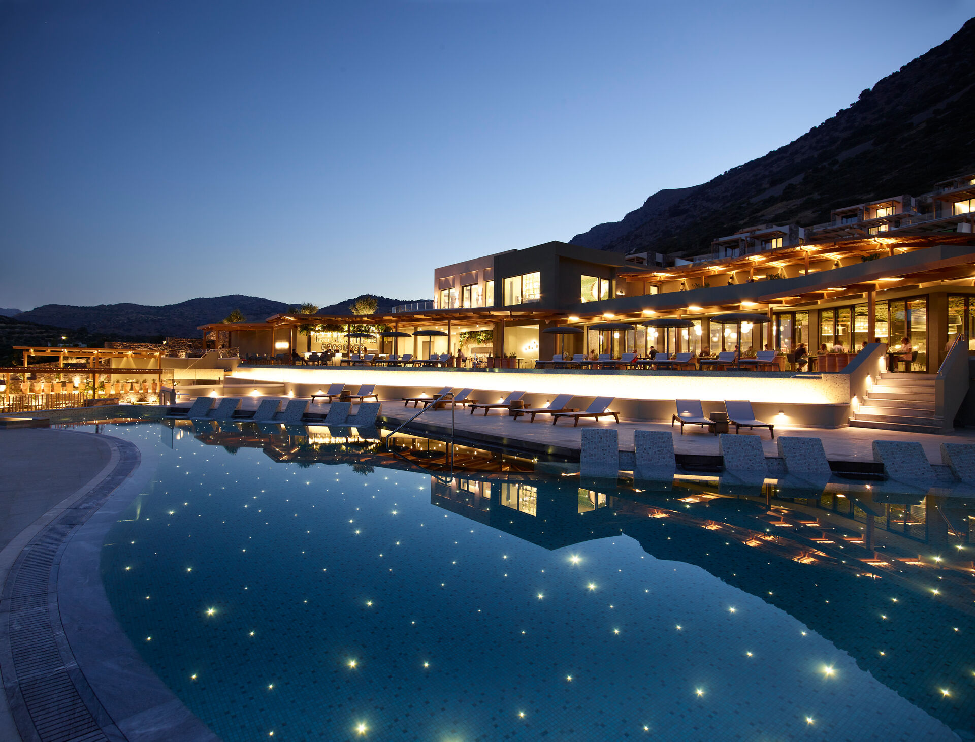 Luxury Getaways on a Realistic Budget