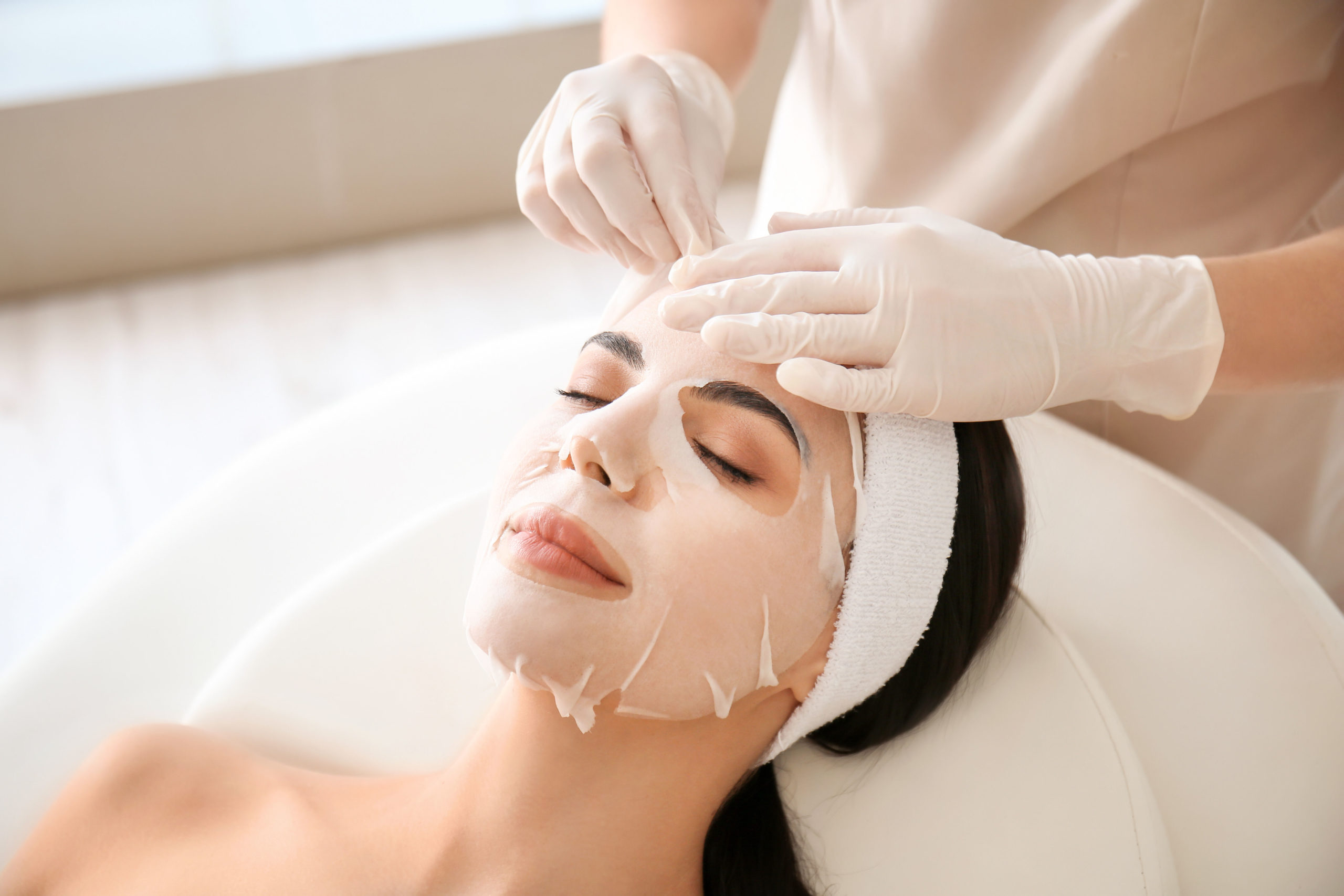 Les Avantages des Soins Visage Professionnels