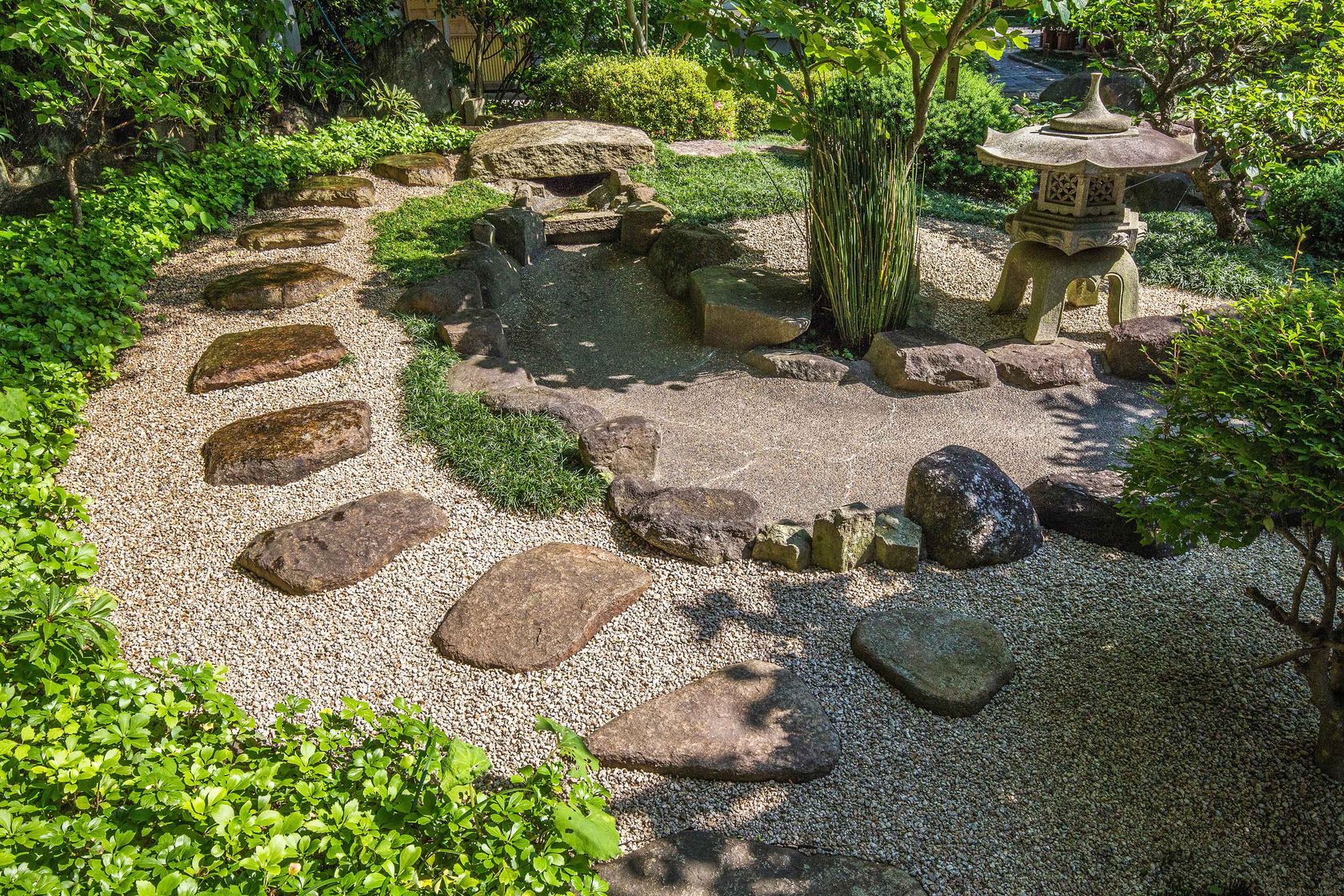 Creating a Zen Garden: A Step-by-Step Guide