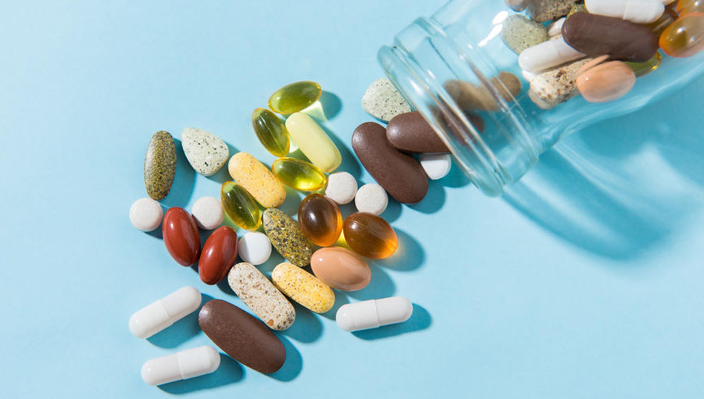 The Role of Vitamins and Supplements in a Healthy Diet