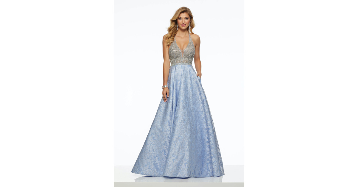 Hvordan Finne Den Perfekte Kjolen